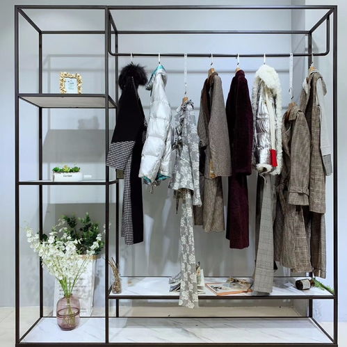 凯伦诗Karenshen 19秋冬季品牌女装折扣库存尾货批发 时尚服装服饰零售新选择